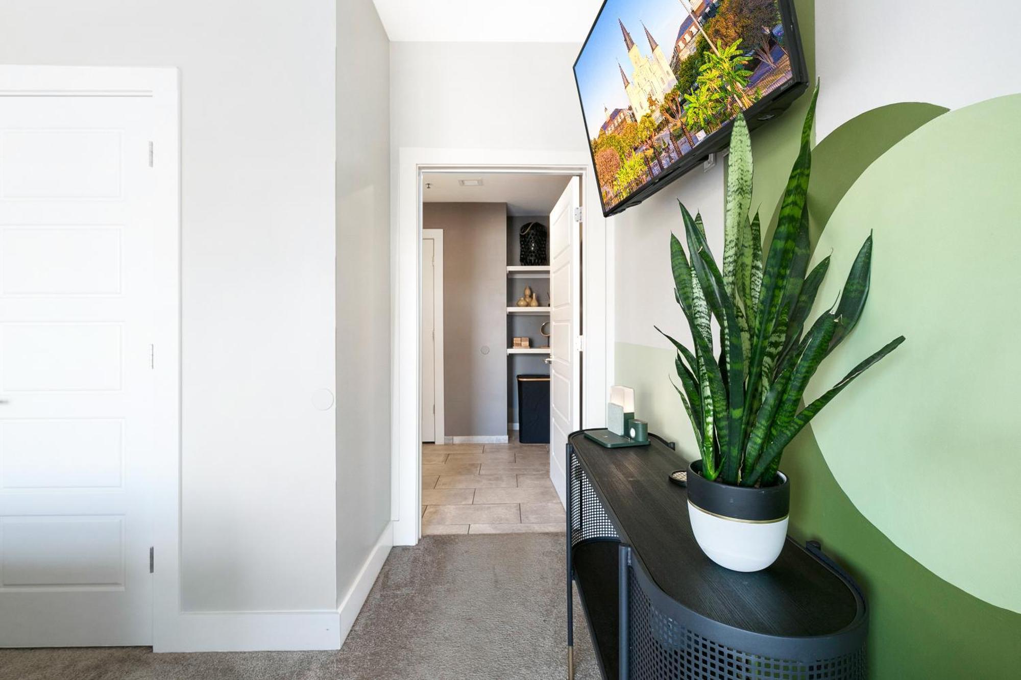 Luxury 2-Bedroom Condo Steps Away From The French Quarter New Orleans Exterior foto
